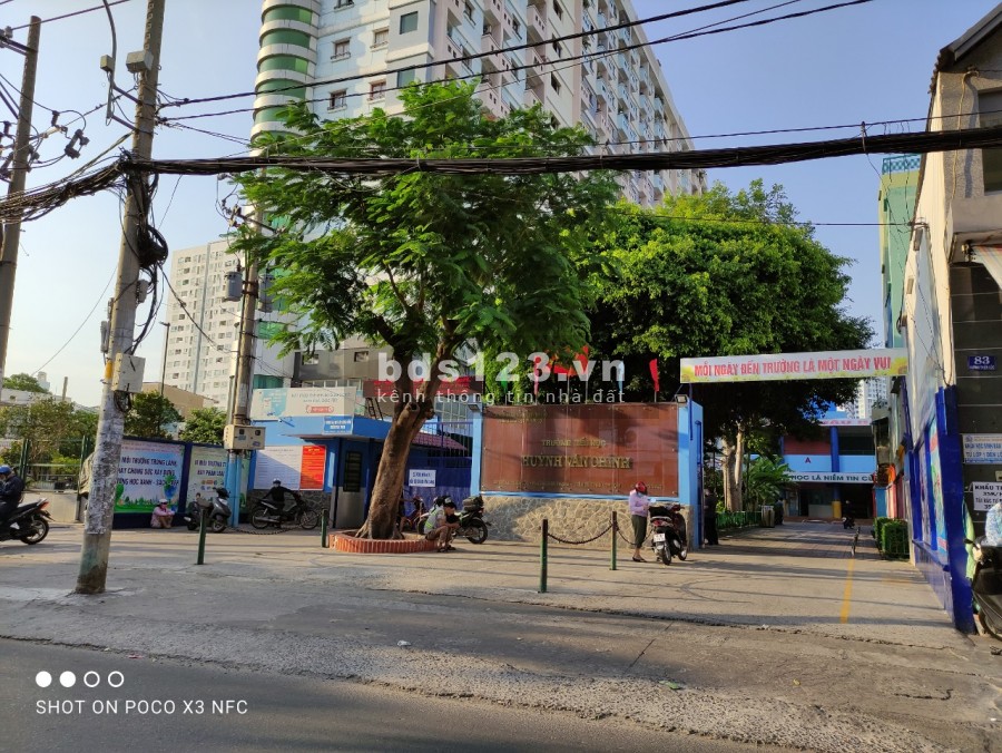 Bán nhà 78 Khuôn Việt, hòa thạnh Tân Phú, 93m2, 3 tấm, ngang 7,5 nở hậu 8,5, kinh doanh cực thuận lợi.
