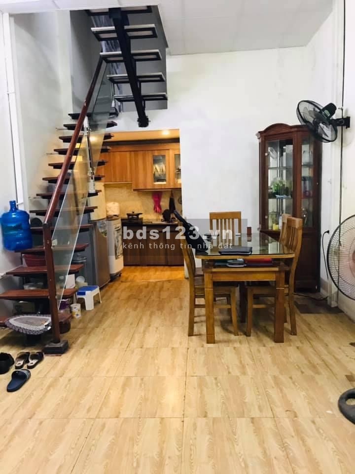 Siêu phẩm bông hồng nhỏ ngay giữa lòng Thủ Đô. Thái Hà 30m giá chỉ nhỉnh 1.xx tỷ