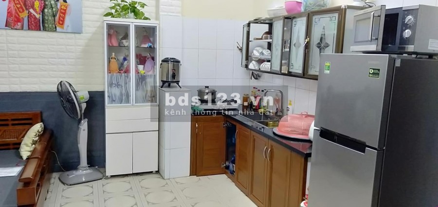 BÁN NHÀ RIÊNG TẠI NGÕ CHỢ KHÂM THIÊN, QUẬN ĐỐNG ĐA. DT 60M, GIÁ 3.6 TỶ.