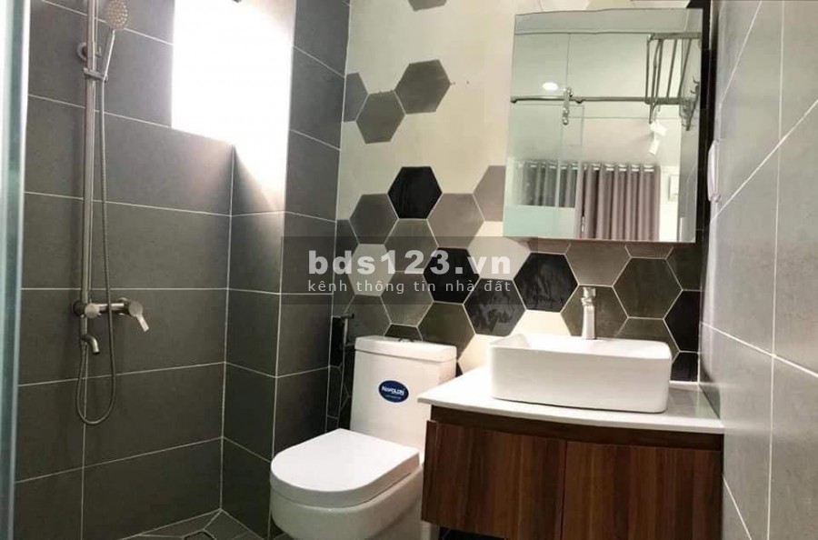 Bán nhà dưới 4 tỷ CMT8 dt 30M2 CHỈ 3 TỶ 2