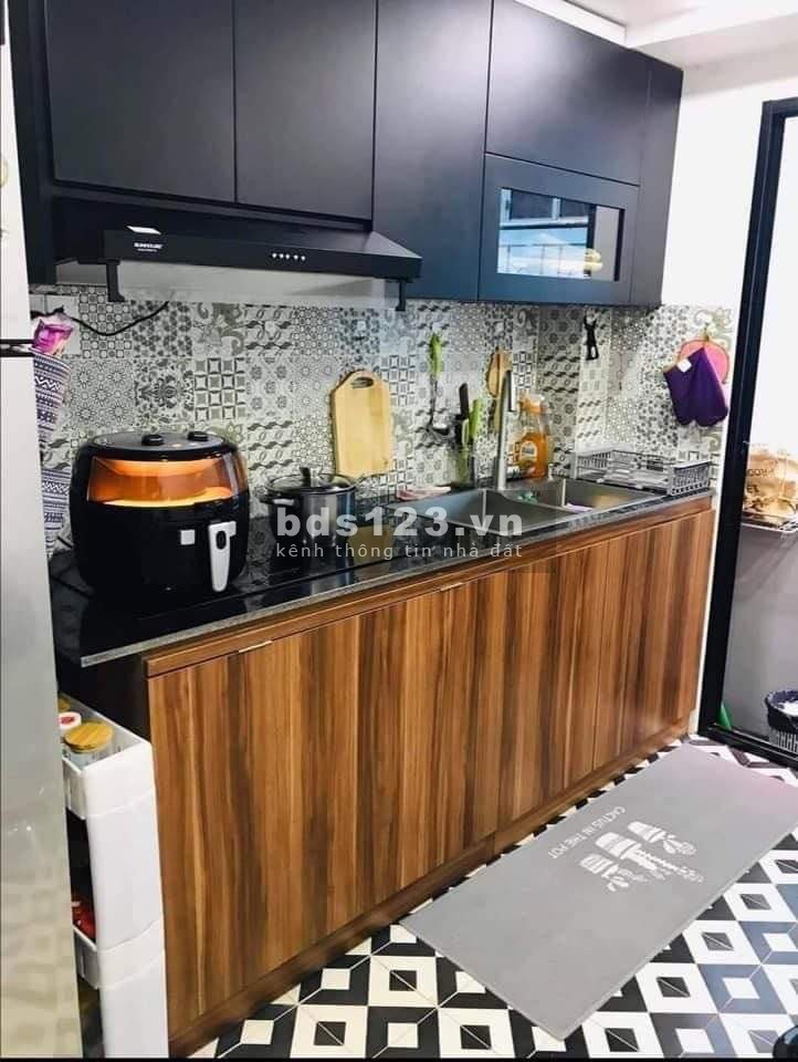 Bán nhà dưới 4 tỷ CMT8 dt 30M2 CHỈ 3 TỶ 2