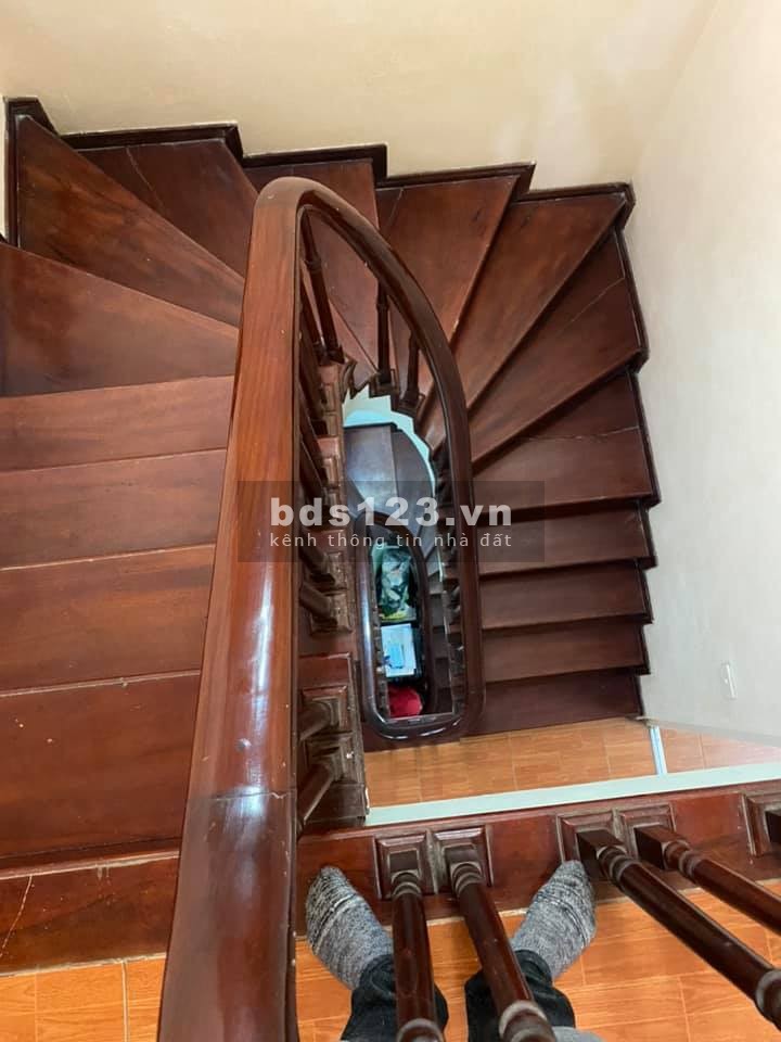 Nhà đẹp, ở luôn, ô tô qua nhà, Phố Trạm, Long Biên, Hà Nội.