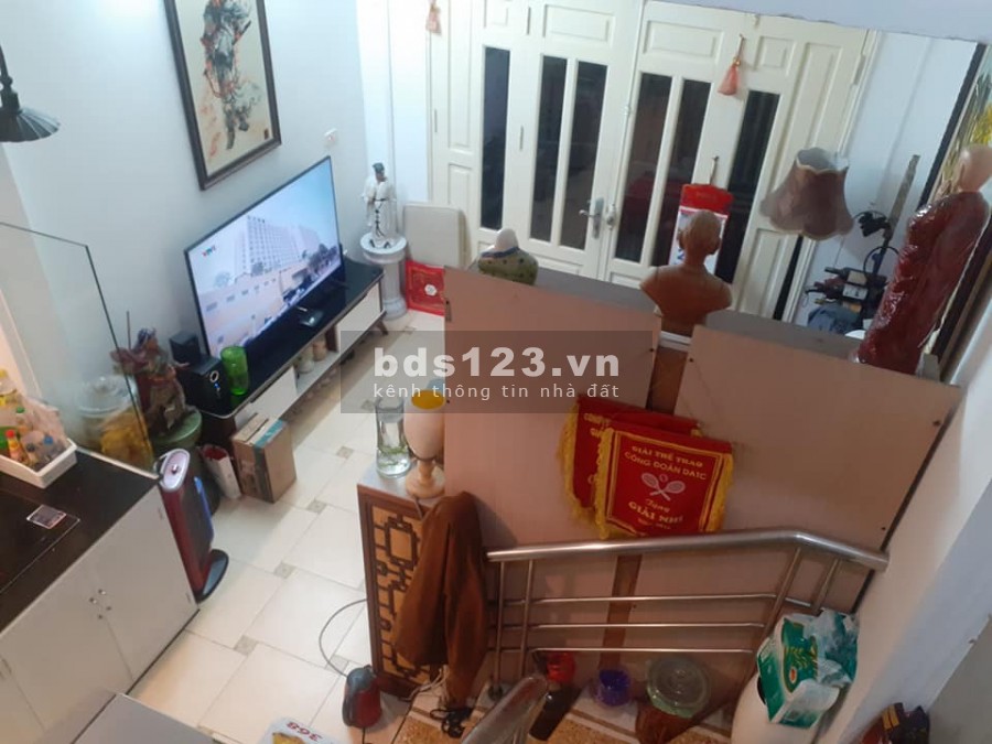 HIẾM QUÁ NHÀ VIEW HỒ TÂY 70M, MT3,5, 2,9 TỶ.