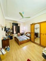 Chủ Gửi Bán Nhà Trúc Khê, Đống Đa 28m 5 Tầng Ở Sướng, Sổ CC Phân Lô Giá 3.9 tỷ