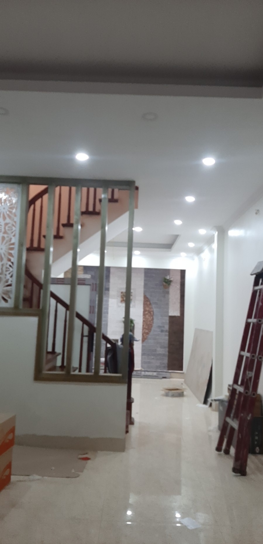 Hoàng Ngân 50 m x5t giá 5.5 tỷ
