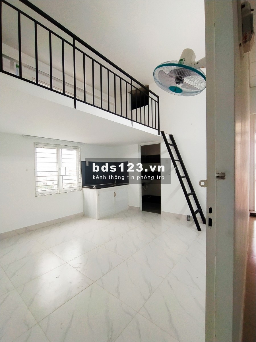 Phòng trọ giá rẻ kế bên ĐH CÔNG NGHIỆP THỰC PHẨM thoáng mát, tiện nghi