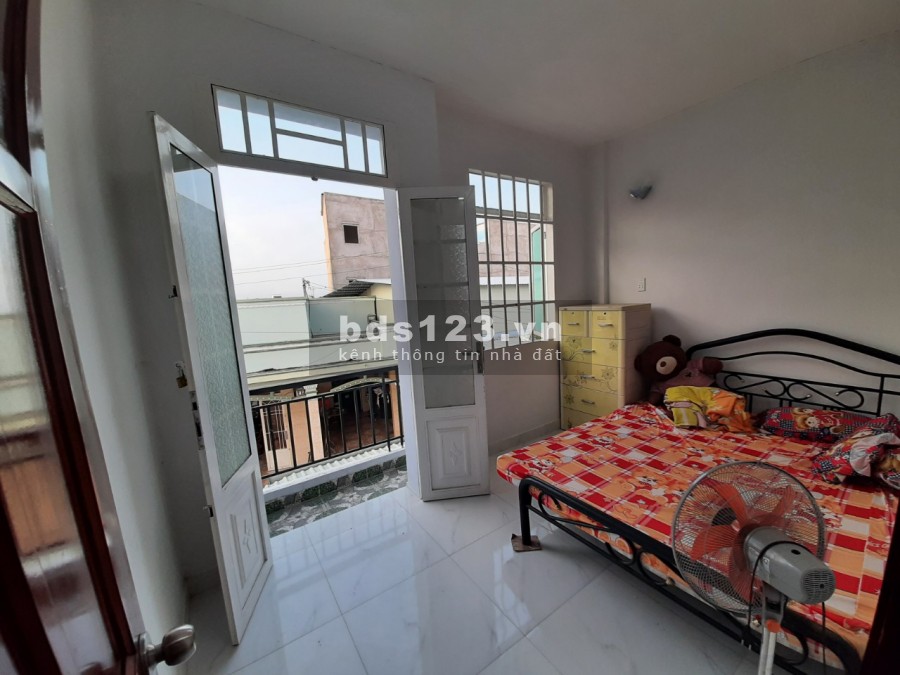 Bán Nhà SHR 1Trệt1Lầu Ngay QL50 Cách Trung Tâm Thành Phố Chỉ 20 Phút Đi Xe