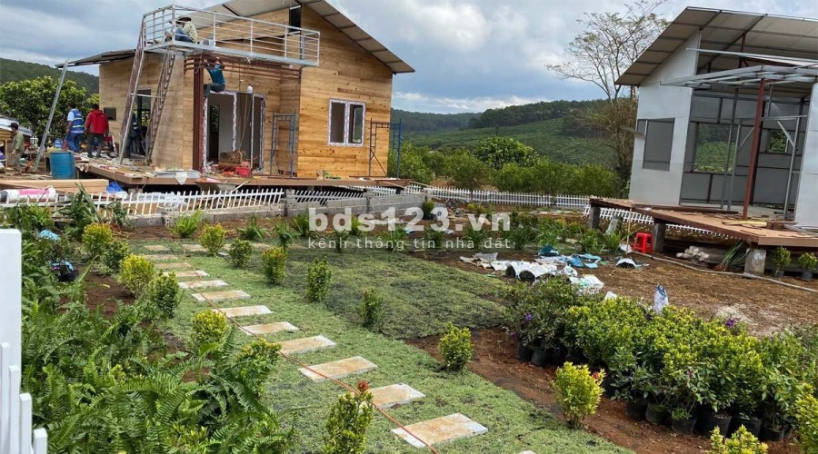 Nhà biệt thự nghĩ dưỡng Bảo Lộc, LÂM ĐỒNG. Giá 490tr là sở hữu 1 căn 250m2. Sổ sang liền. LH 0772770898