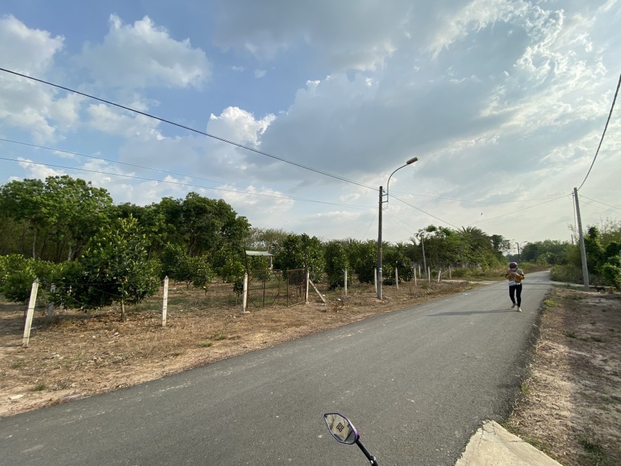 Cần bán 1480m2 2 mặt tiền Vành Đai 4 30m, đối diện cổng KCN Bàu Trăn, thổ cư giá 2,7tr/m2 0359751788