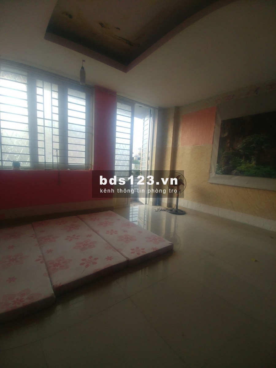 PHÒNG SIÊU XINH NGAY HẺM THÀNH THÁI- BÊN HÔNG ĐH BÁCH KHOA
