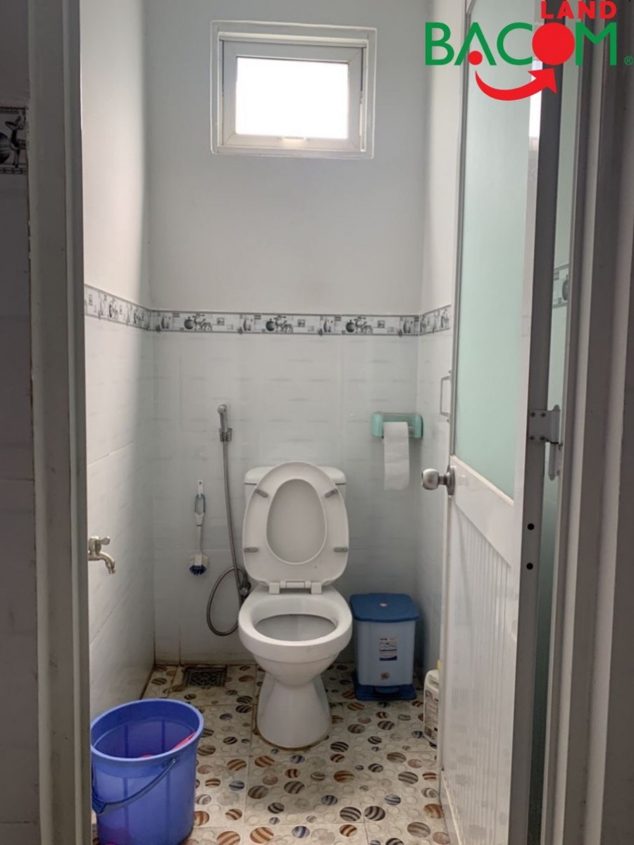 Nhà 1 trệt 1 lầu Bửu Hòa 140m2, sổ riêng thổ cư, hẻm xe tải thông tứ hướng, gần chợ Đồn