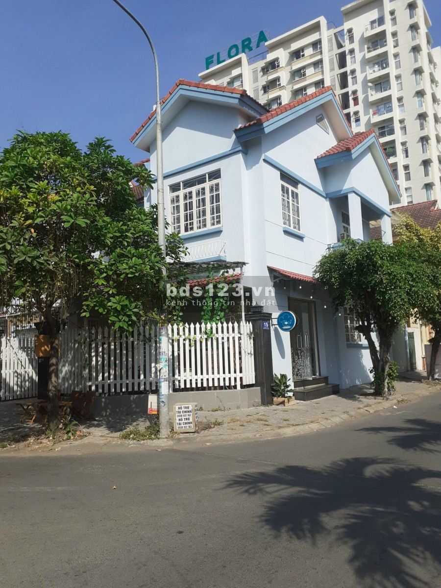 HOT căn BT góc 2 mặt tiền khu nhà ở Nam Long- Quận 9- DT: 131,5m2- giá 11.5 tỷ