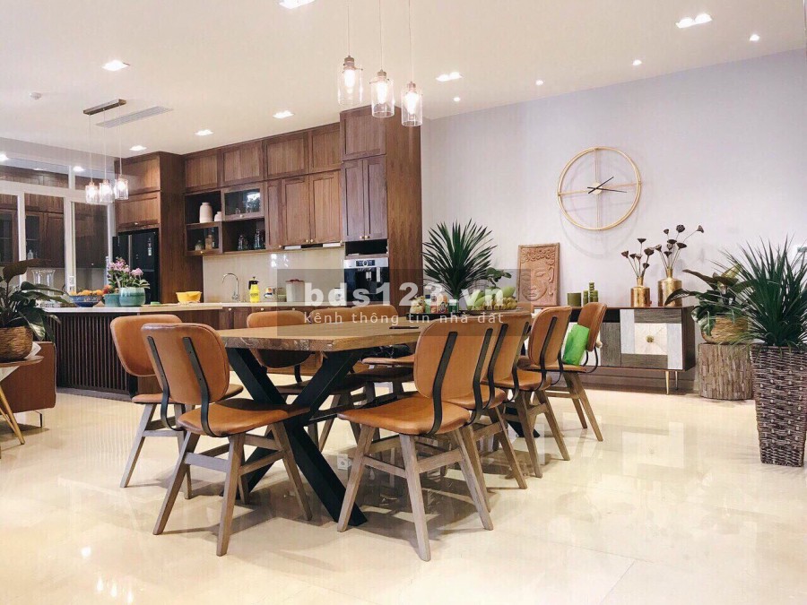 Villas Phú Mỹ Hưng - Góc 2 mặt tiền. DTCN 339m2 . Tuyệt mỹ kiến trúc hiện đại 66 tỷ