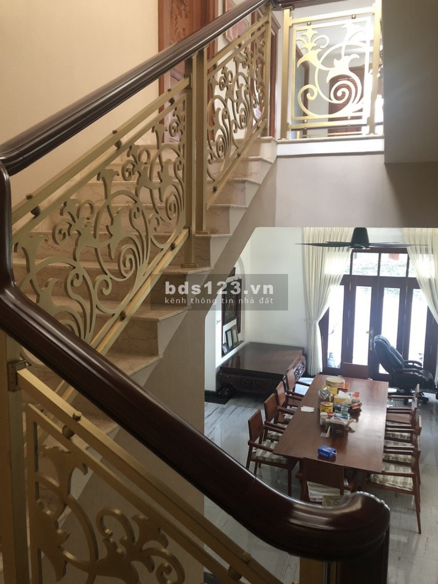 Villas Phú Mỹ Hưng - Khu Nam Quang Diện tích 15 x 18m. Kiến Trúc Cổ Điển Giá 62 tỷ