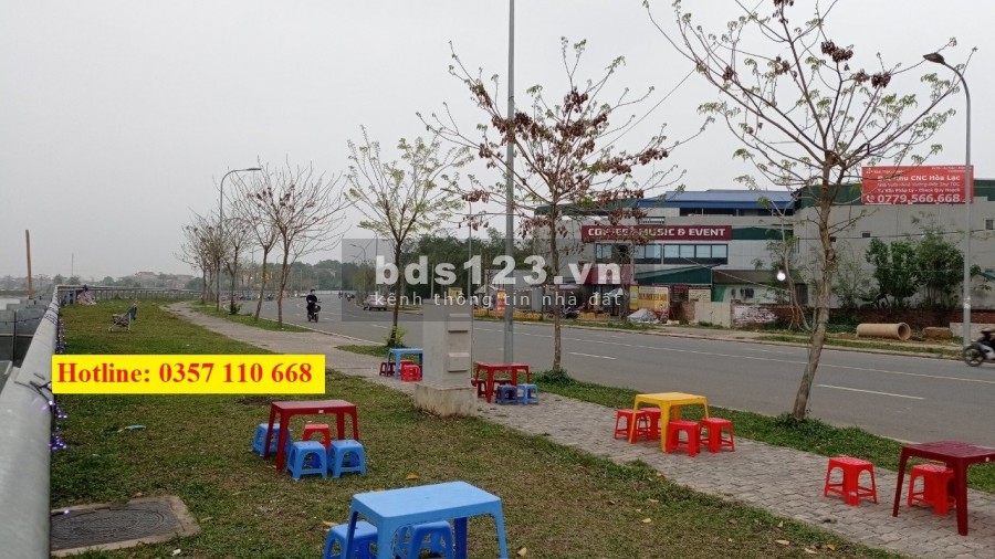 Bán đất tân xã, 200m, MT 10m, full thổ cư, đường ô tô tránh, giá hơn 10tr/m