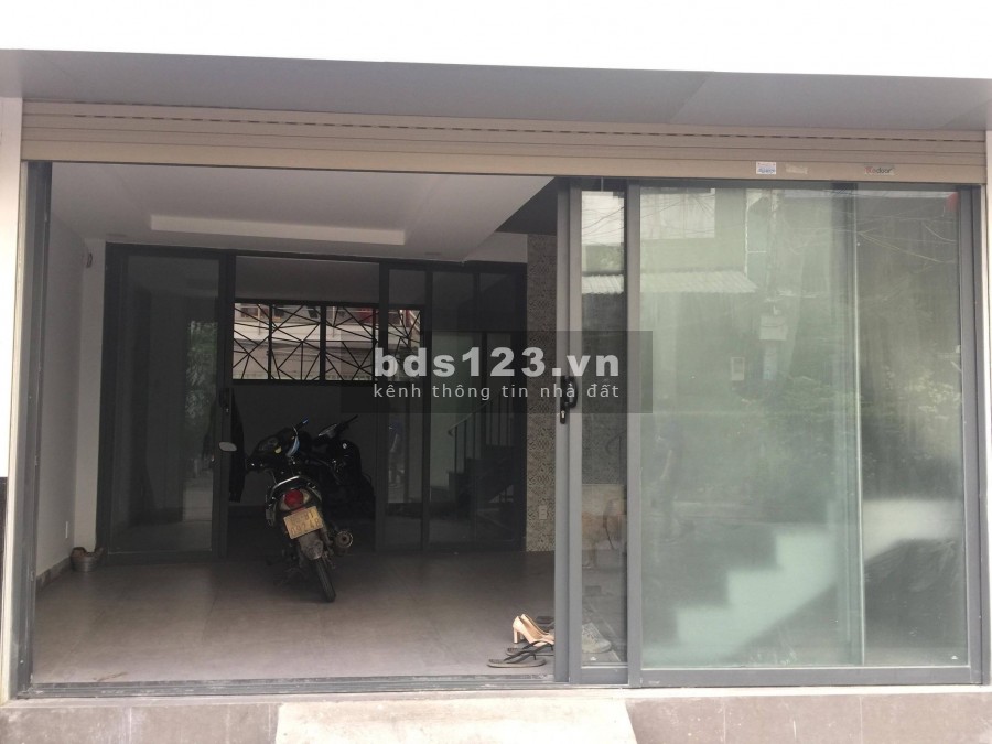 CHO THUÊ MẶT BẰNG MỚI XÂY LÀM VĂN PHÒNG/LỚP DẠY HỌC/SHOP BÁN HÀNG.