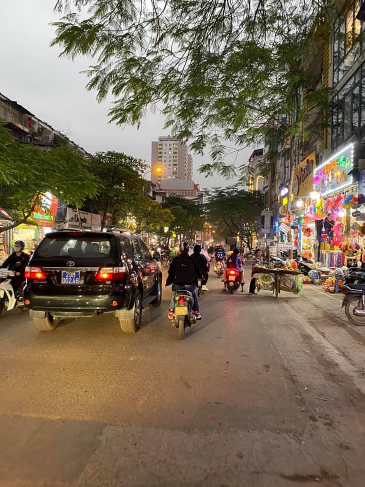Hiếm bán Tòa nhà 7 tầng phố Thái Thịnh, Đống Đa 95m2 24 phòng khép kín full nội thất, thang máy 15 tỷ, LH Nam Mp 0964447986