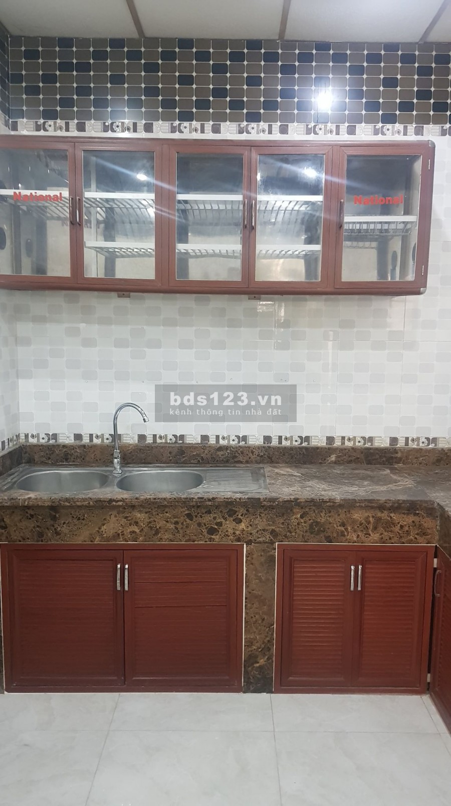 Bán nhà mặt tiền tại Đường Đất Thánh, Tân Bình, Giá chỉ 5.45 tỷ