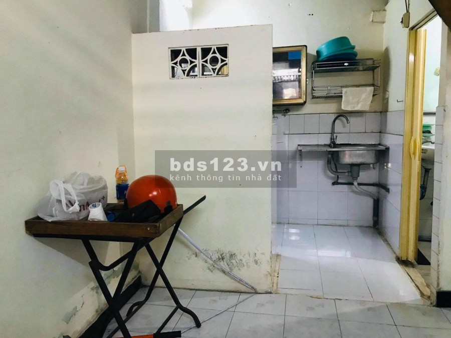 Bán nhà giá rẻ Cách Mạng Tháng 8, Quận 10, Hẻm 3 gác, 25m2, Chỉ 3.2 Tỷ