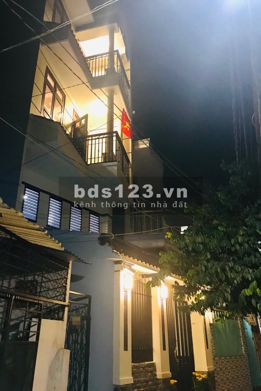 GIẢM GIÁ MANH chỉ 6.4 tỷ sở hữu ngay ngôi nhà 73m2 tại Bình…