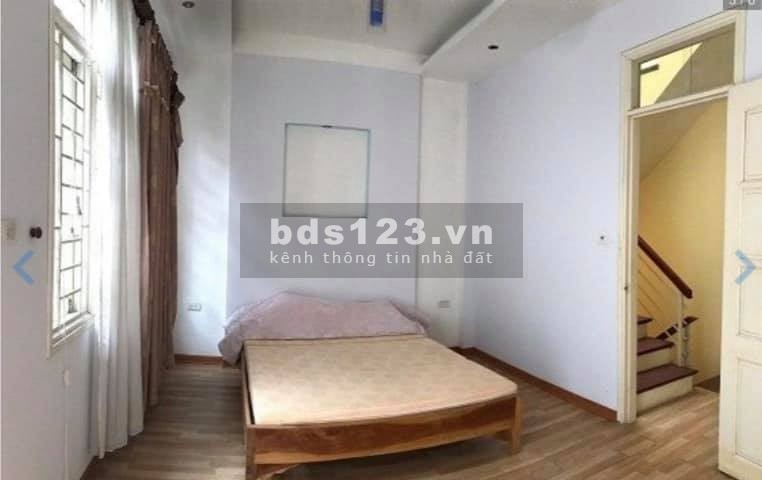 Bán nhà Tôn Thất Tùng, Đống Đa, giá 4.75 tỷ.
