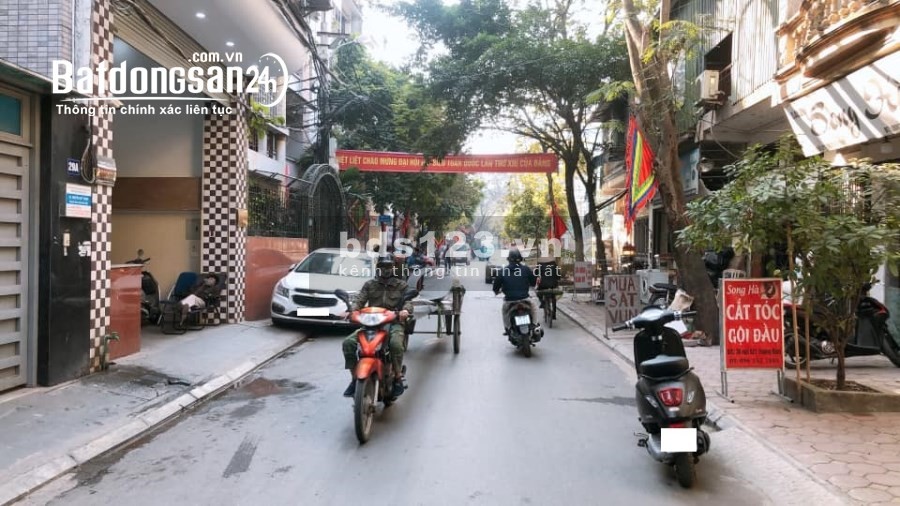 Bán nhà Lô góc, ngõ nông, gần đường ô tô tránh, Trương Định, Tân Mai