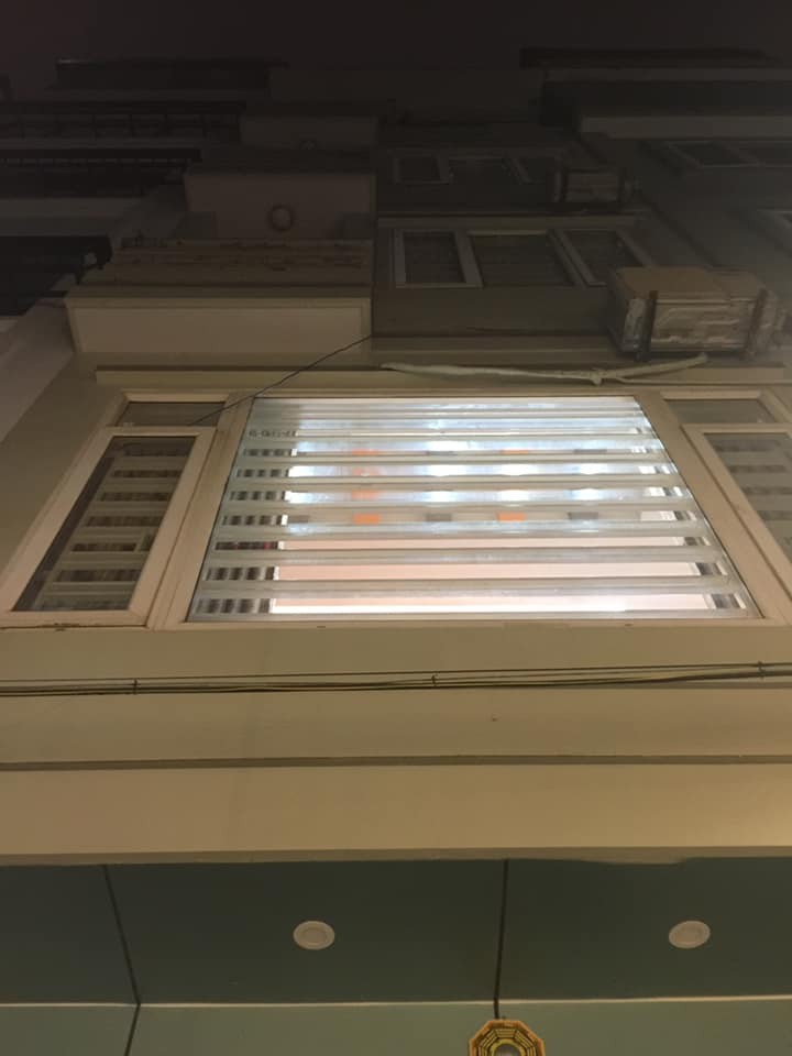 Bán Nhà 41m2 x 5 Tầng, Ô Tô Tránh, Kinh Doanh Phố Trần Quốc Hoàn Nhỉnh 8 Tỷ.
