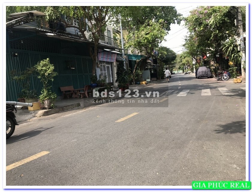 Cần bán nhà MT LÊ THIỆT P.Phú Thọ Hòa DT 4x18m Cấp 4 Giá 7.7 tỷ TL