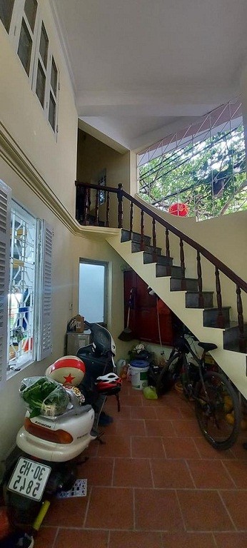 BÁN NHÀ PHỐ HÀO NAM dt 55m, 4 tầng, mặt tiền 6m, giá 7.6 tỷ