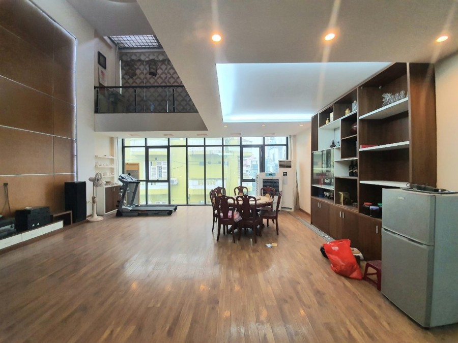 MP TT Đống Đa DT: 100m Vĩa Hè 8m Mặt Tiền 6m Lô Góc Hotel HomeStay Kinh Doanh Đa Dạng Mọi Thể Loại