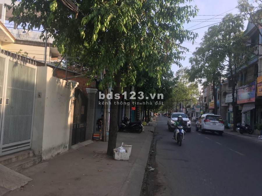 Cho thuê nhà nguyên căn 120m2, nở hậu, mặt tiền Linh Đông, Thủ Đức