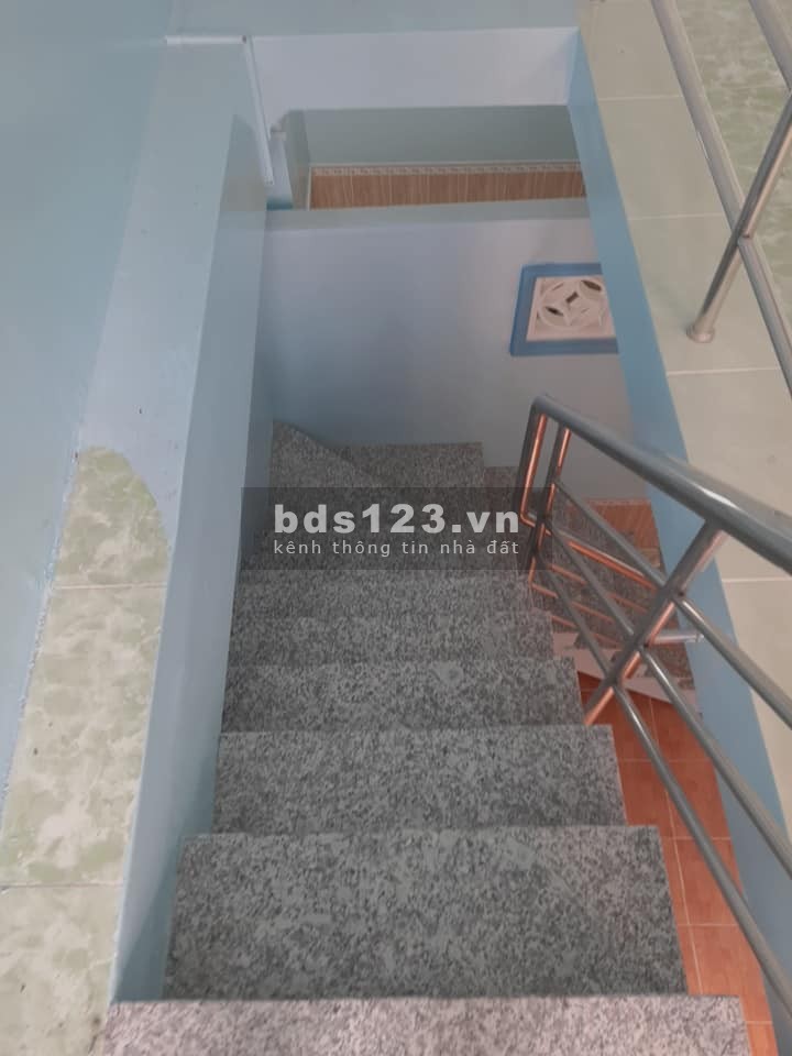 CHỈ 2 Tỷ 9 nhà 2 tầng HƯNG PHÚ-P9 Q8, 33m (3.7x 9m)-3PN