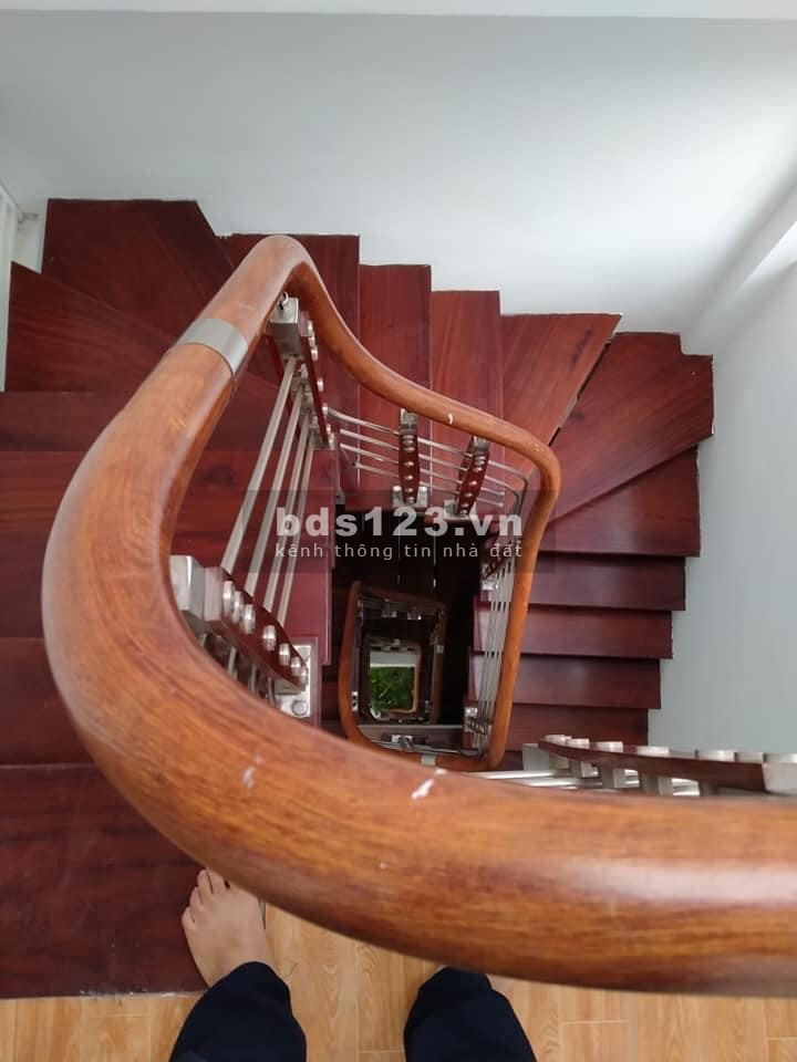 NHÀ ĐẸP LUNG LINH CHỈ VIỆC XÁCH VALY VỀ Ở