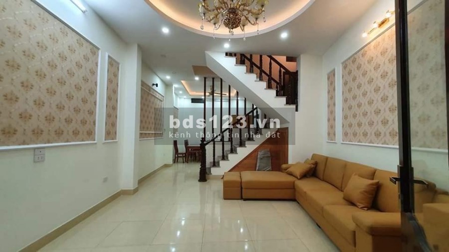 Bán nhà 5 tầng Kinh Doanh hoàng Ngân, Thanh xuân, 55m2, 4,8 tỷ