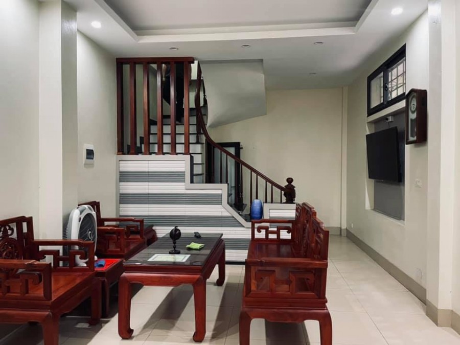 Siêu Phẩm Hoàng Như Tiếp, Lô góc, Ngõ thông, DT 40m2/4T, Giá 4.5 Tỷ