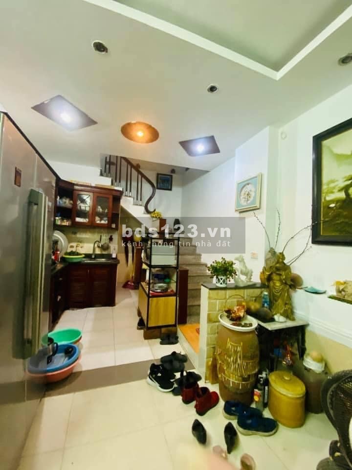 SIÊU HIẾM CẦU GIẤY 6 TẦNG NGÕ BAGAC GẦN Ô TÔ TRÁNH