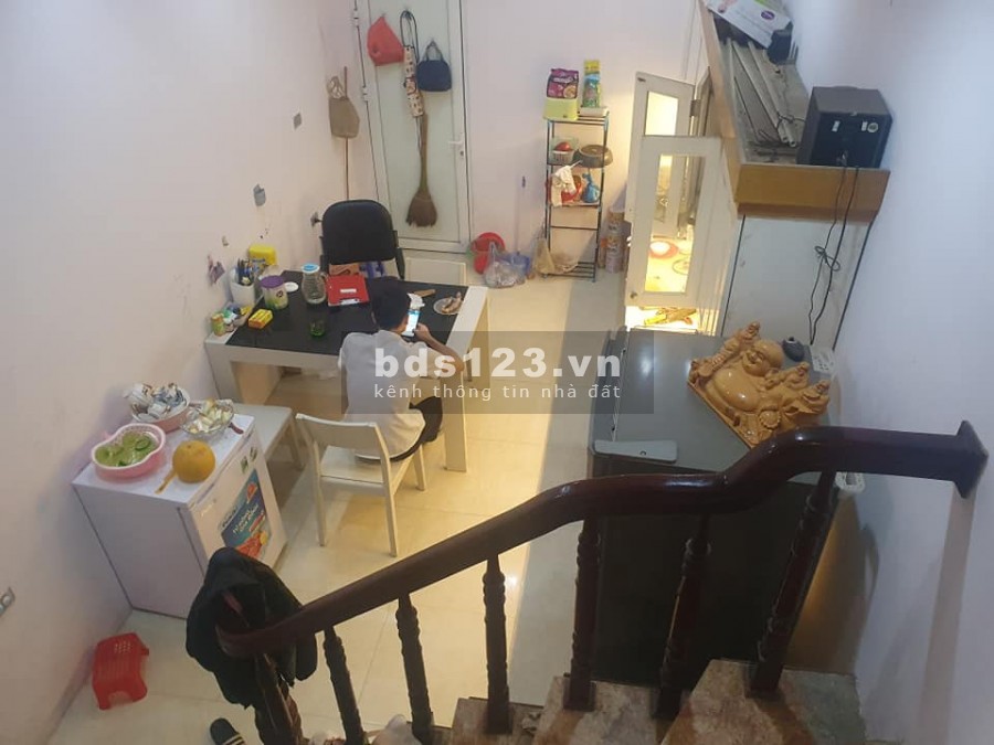 Bán gấp nhà Nguyễn Tuân,Thanh Xuân 44m 4T 4.7 tỷ,phố cực hiếm nhà bán