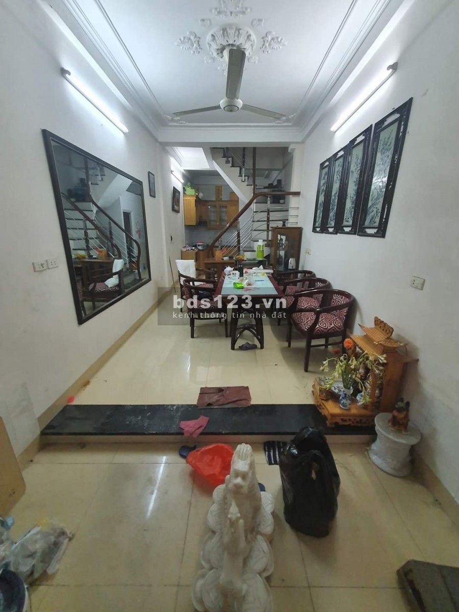 BÁN GẤP NHÀ HÀO NAM 33M2 X 4T, NGÕ THÔNG, 2 BƯỚC RA ĐƯỜNG ÔTÔ, GIÁ 4,1 TỶ.