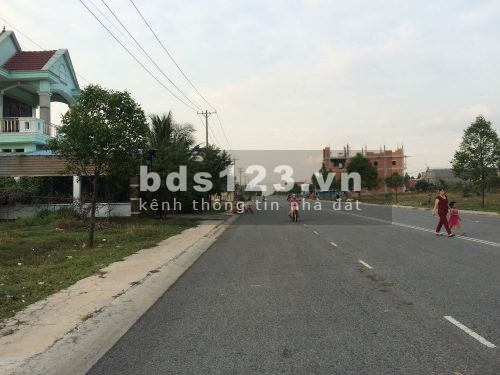 Chính chủ kẹt tiền cần bán nhanh lô đất đa diện tích với giá đầu tư, kề kcn chợ