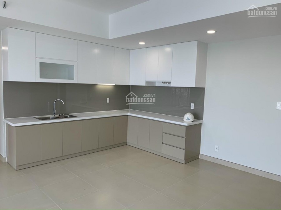 Hot Hot Hot Chỉ một căn duy nhất tại Sunrise City View mặt tiền Nguyễn Hữu Thọ, Quận 7. Chì 1.68 tỷ. LH 0909 239 178