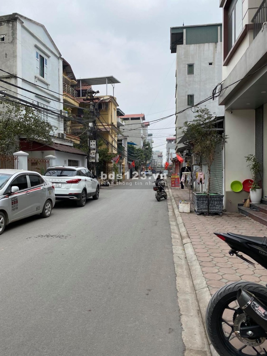 Bán đất mặt phố Cửu Việt 1, dt 96m kinh doanh cực đỉnh Vuông vắn