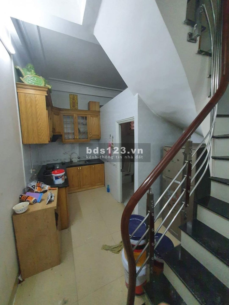 BÁN GẤP NHÀ HÀO NAM 33M2 X 4T, NGÕ THÔNG, 2 BƯỚC RA ĐƯỜNG ÔTÔ, GIÁ 4,1 TỶ.