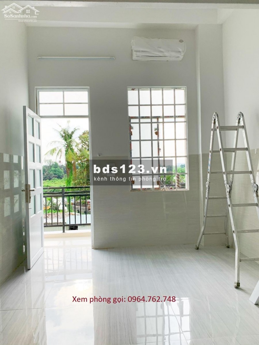 Cho thuê chung cư mini kế bên Gigamall Thủ Đức 30m2 có bancong view sông, phòng máy lạnh.