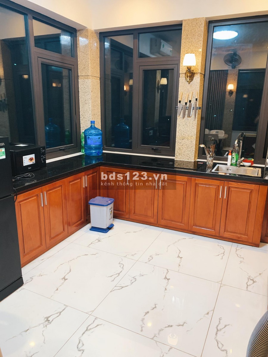 Chính chủ cần bán nhà mặt phố phường Văn Quán – Hà Đông DT 68m.