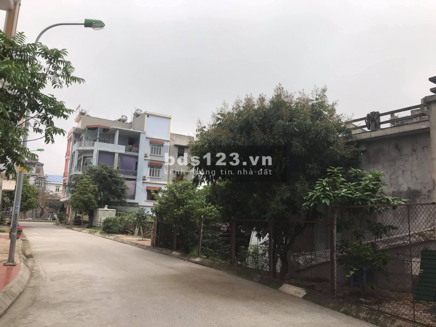 Bán đất đường Hoàng Quốc Việt, TP HD 61m2, mt 5m, đường to thông, giá cực tốt