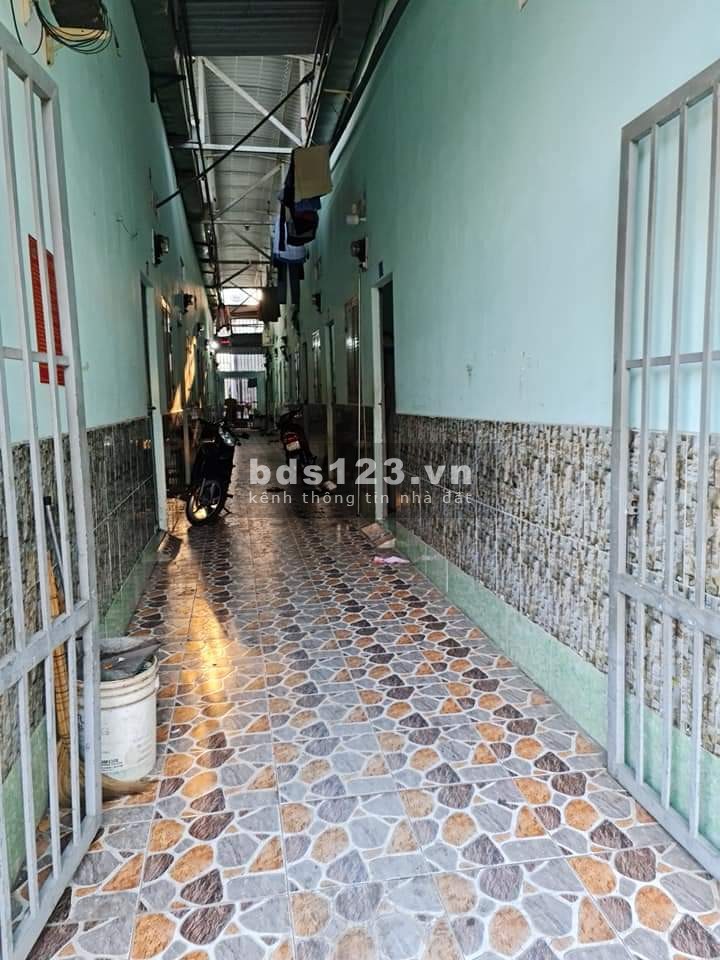 Bán Ngộp 2 dãy trọ 300m2 chính chủ sổ hồng 100% Nằm trong khu CN