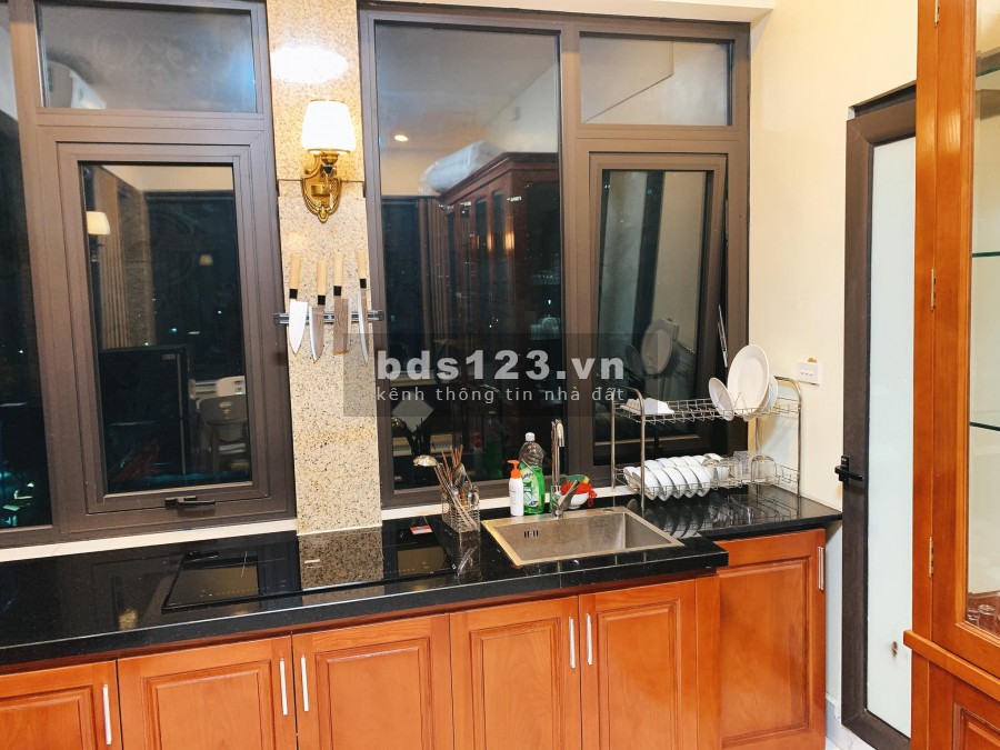 Chính chủ cần bán nhà mặt phố phường Văn Quán – Hà Đông DT 68m.