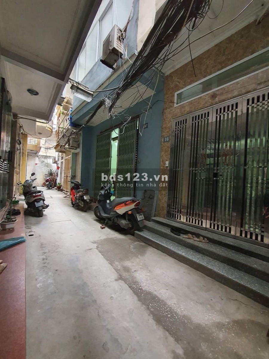 Cực hiếm, bán nhà PHỐ MINH KHAI 39m2 5tầng giá 2.9 tỷ. Về ở luôn.
