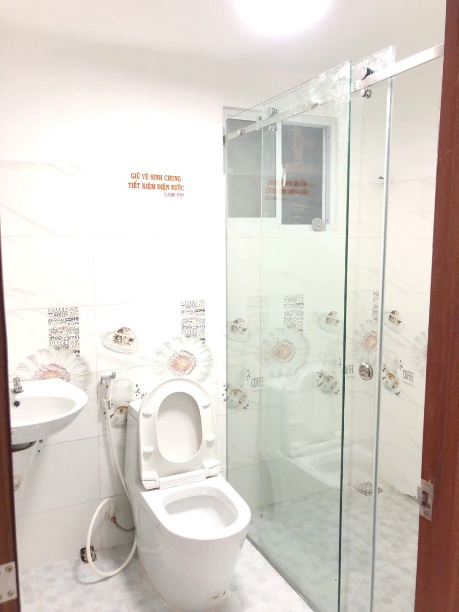 Bán nhà mặt tiền 3 lầu đường 152 Cao Lỗ Phường 4 Quận 8