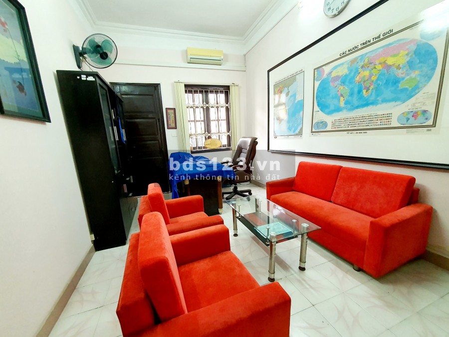MẶT TIỀN KHỦNG PHÂN LÔ Ô TÔ TRÁNH KINH DOANH VỈA HÈ DÀI, DIỆN TÍCH TO